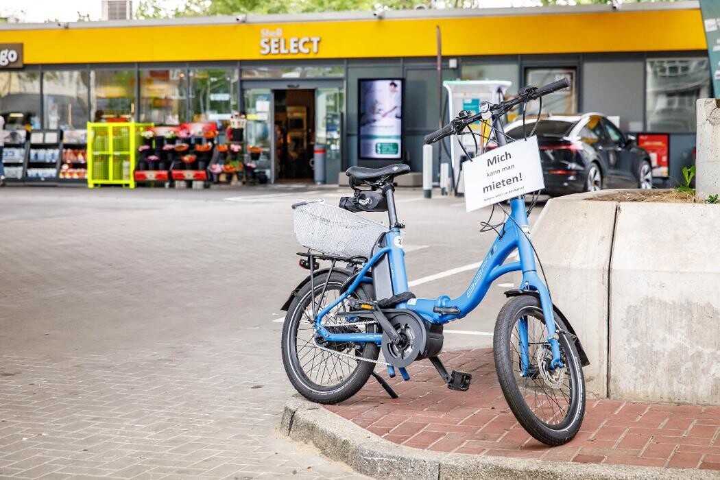 Bilder Shell Recharge Charging Station