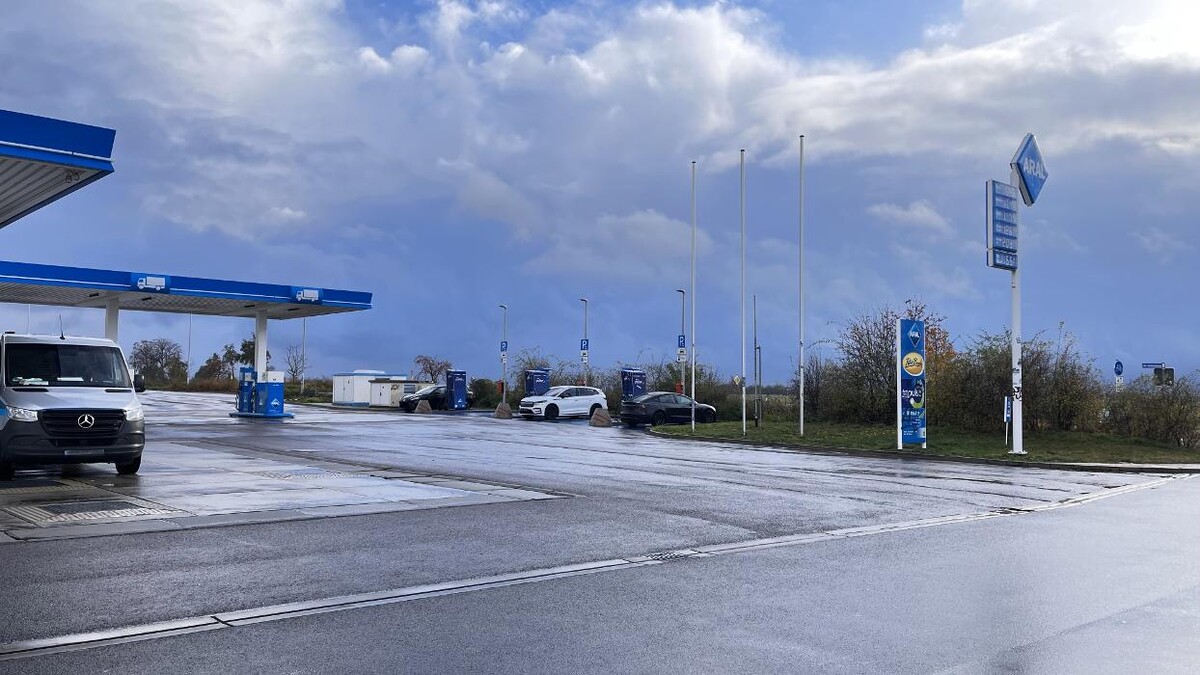Bilder Aral pulse Ladestation