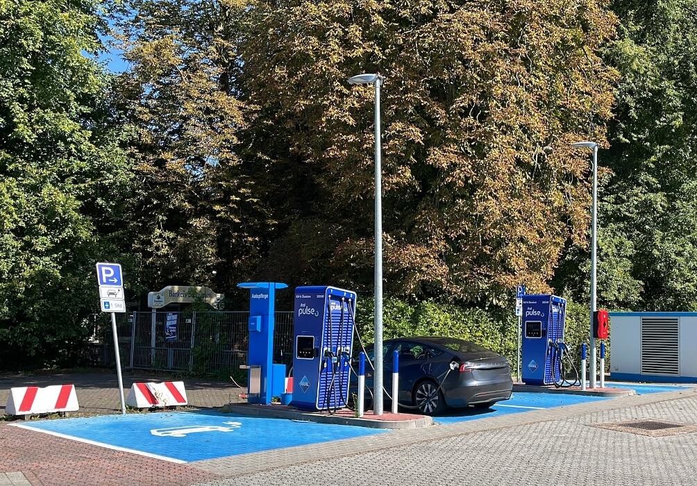 Bilder Aral pulse Ladestation