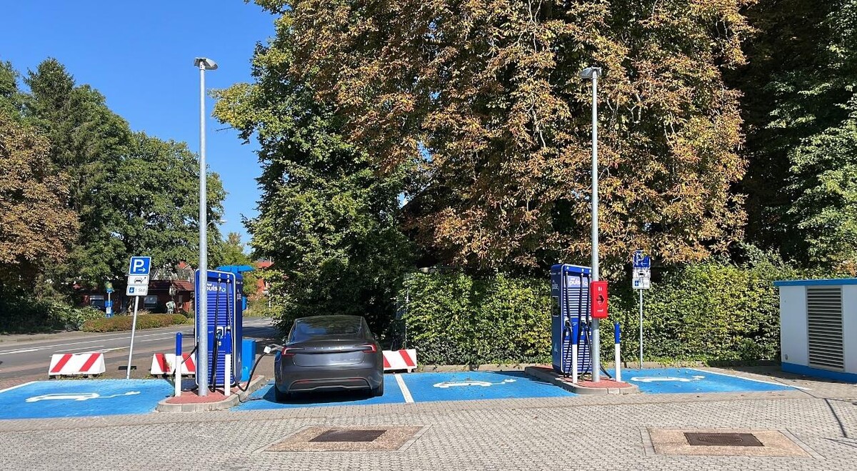 Bilder Aral pulse Ladestation