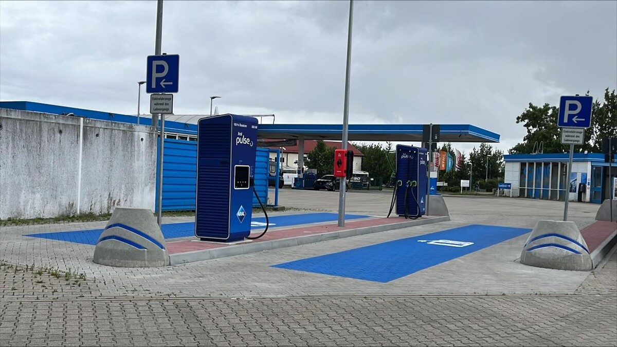 Bilder Aral pulse Ladestation