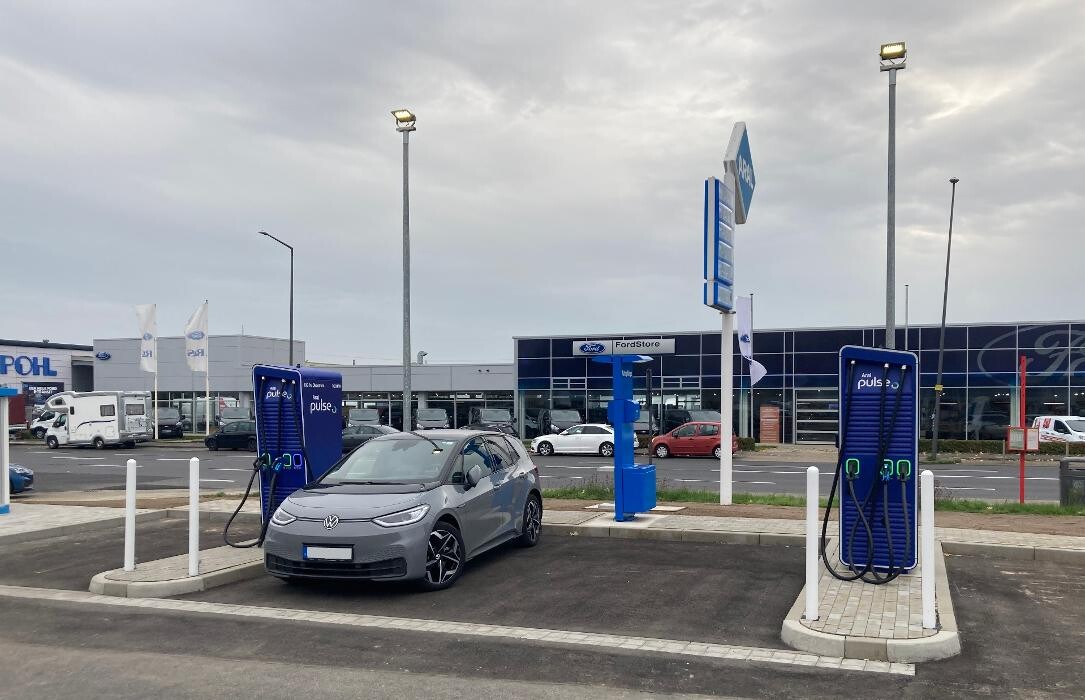 Bilder Aral pulse Ladestation