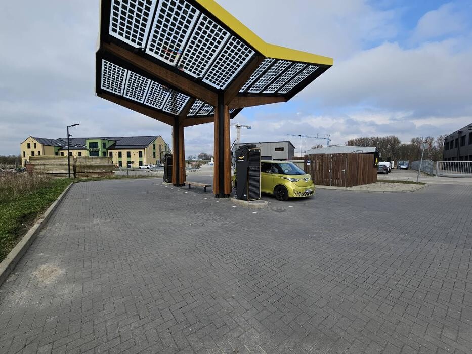 Bilder Fastned Charging Station