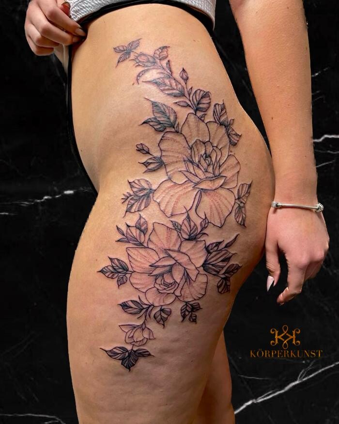 Bilder Körperkunst Tattoo & Piercing