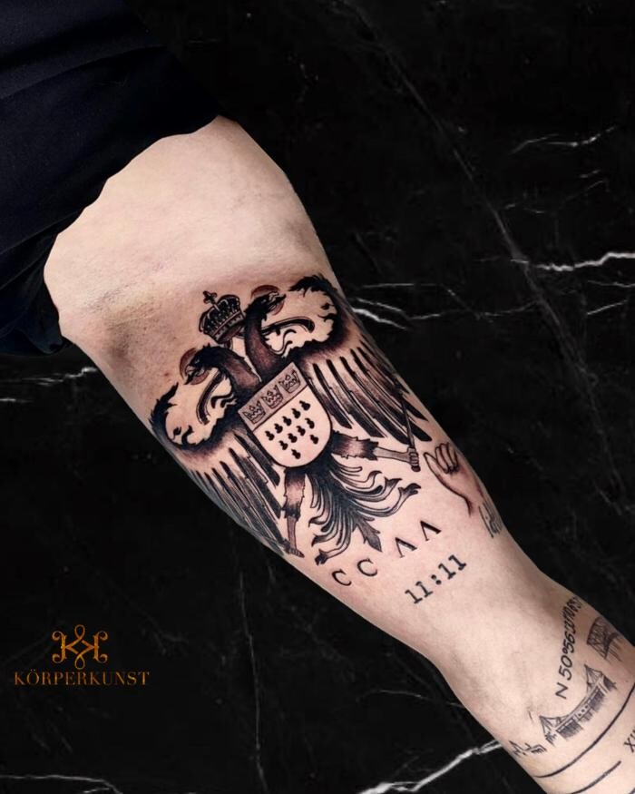 Bilder Körperkunst Tattoo & Piercing