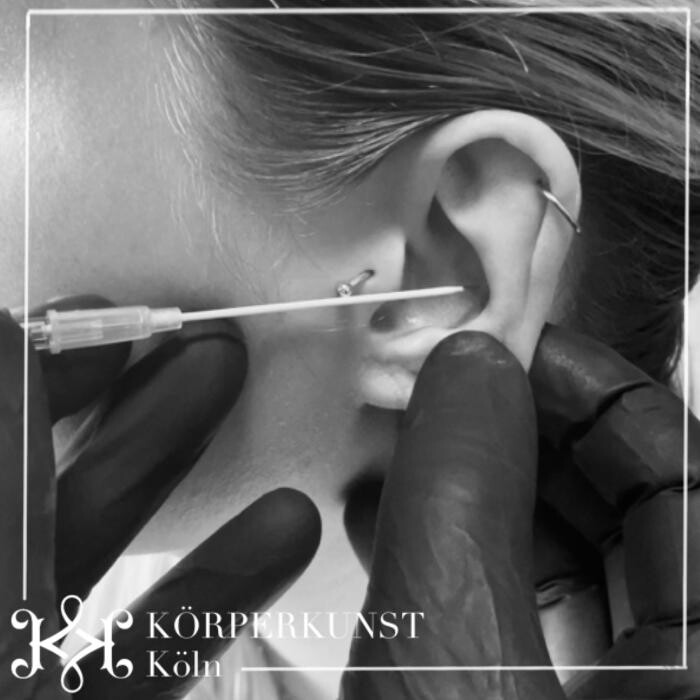Bilder Körperkunst Tattoo & Piercing