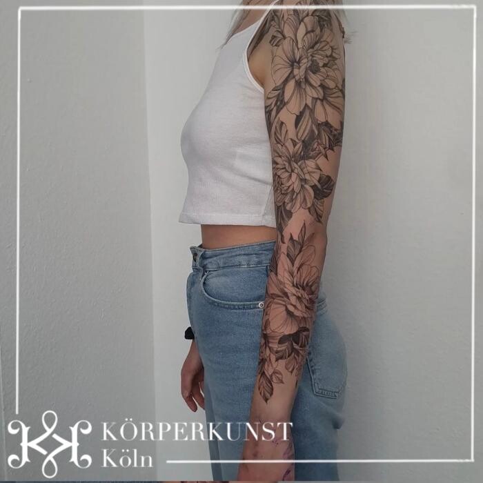 Bilder Körperkunst Tattoo & Piercing