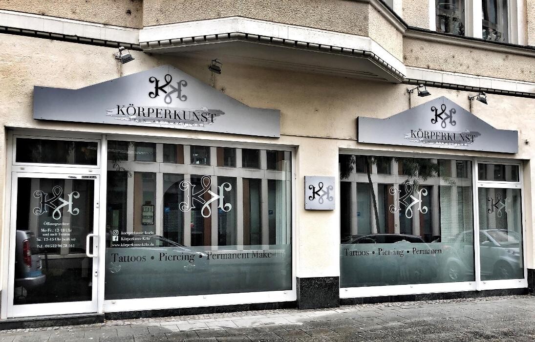 Bilder Körperkunst Tattoo & Piercing
