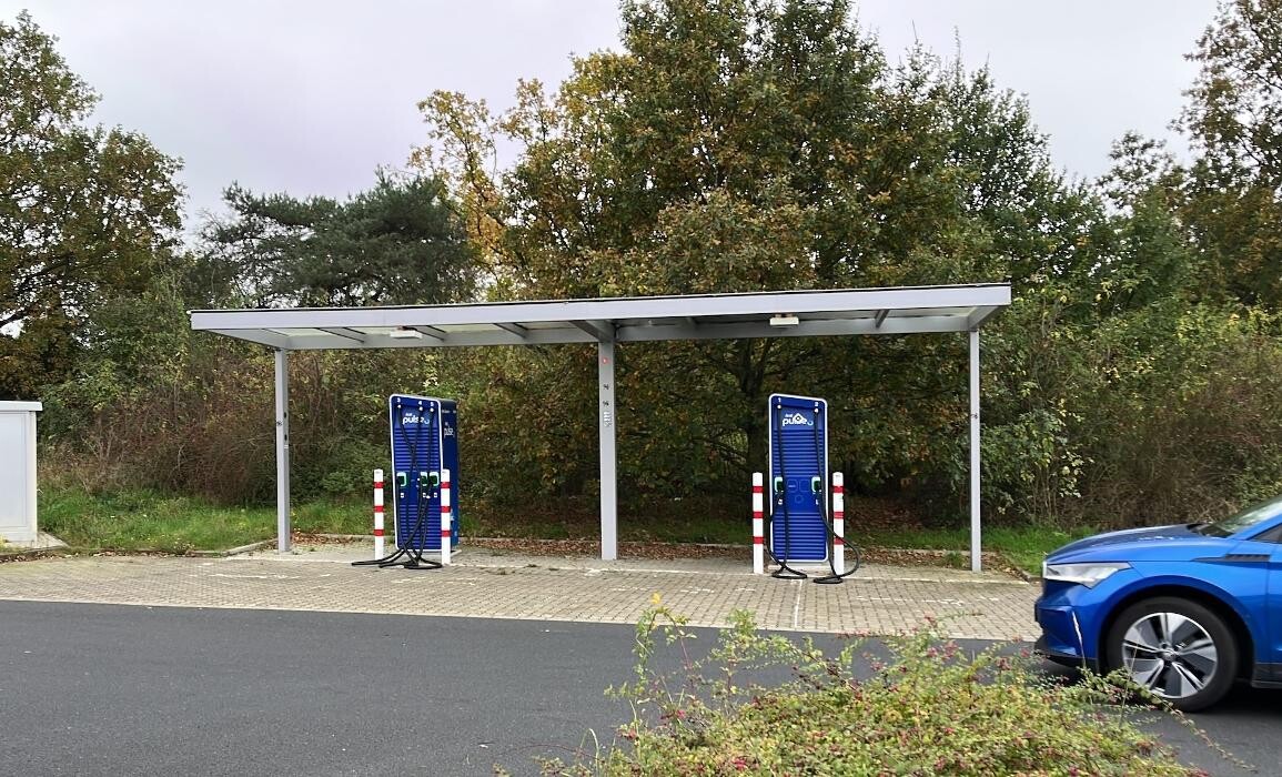 Bilder Aral pulse Ladestation