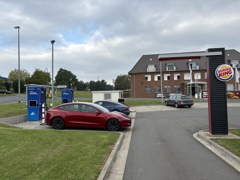 Bilder Aral pulse Ladestation