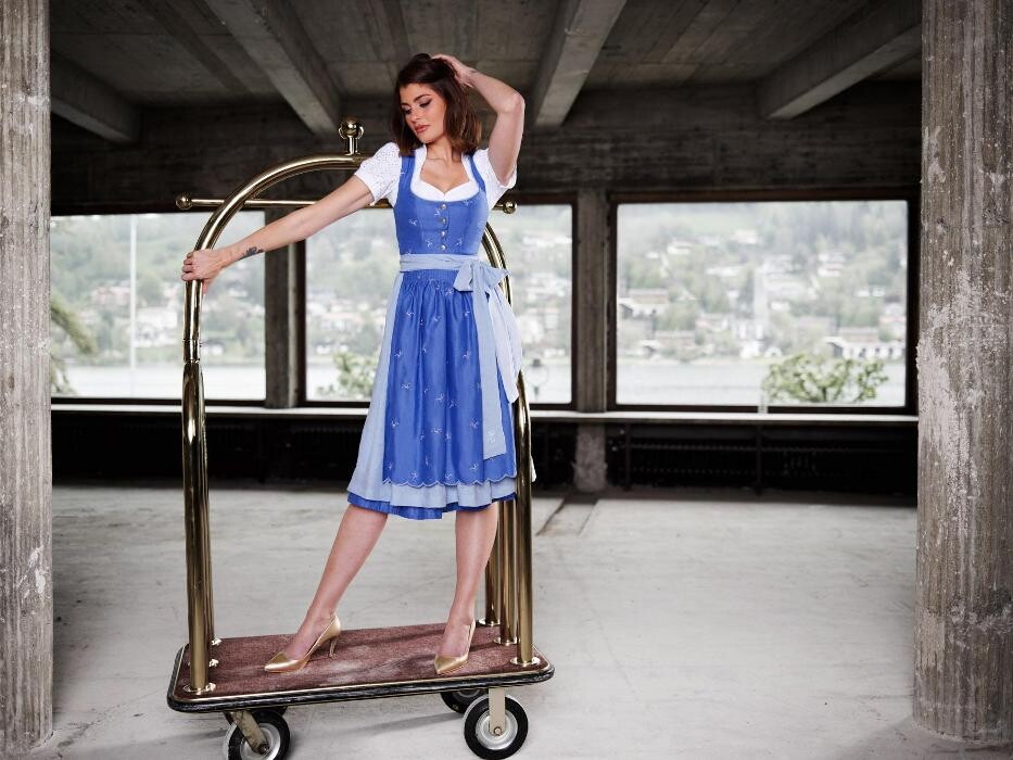 Bilder Astrid Söll Dirndl Couture