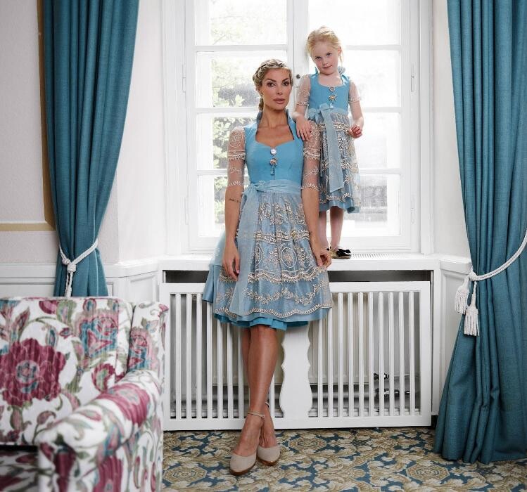 Bilder Astrid Söll Dirndl Couture