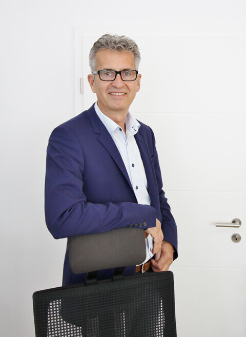 Feldmayer Immobilien und Verwaltung GmbH & Co. KG Logo