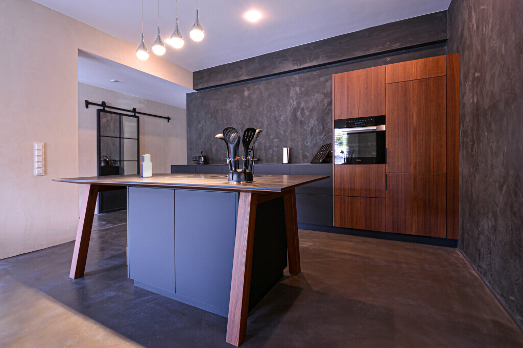 Bilder Huber GmbH & Co. KG