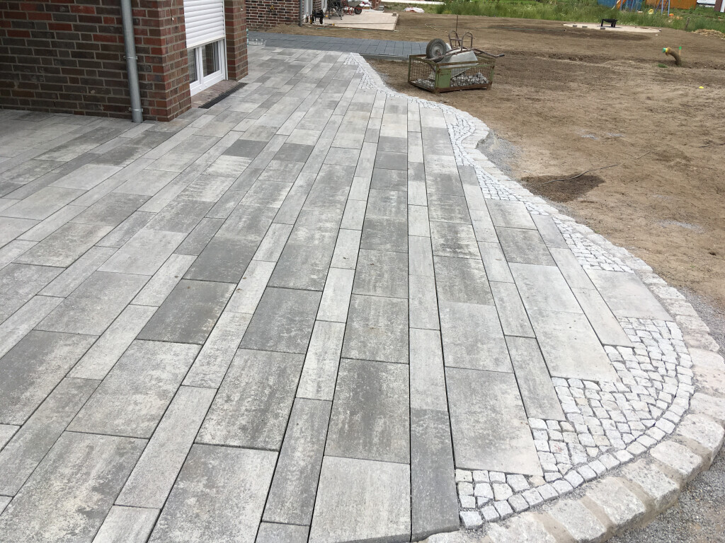 Bilder Das Pflasterteam für Hof und Garten