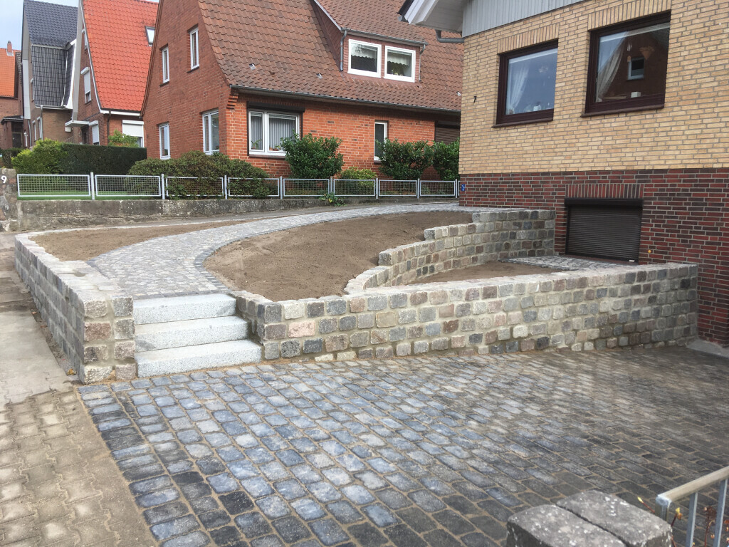 Bilder Das Pflasterteam für Hof und Garten