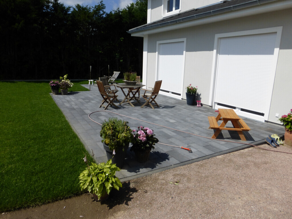 Bilder Das Pflasterteam für Hof und Garten