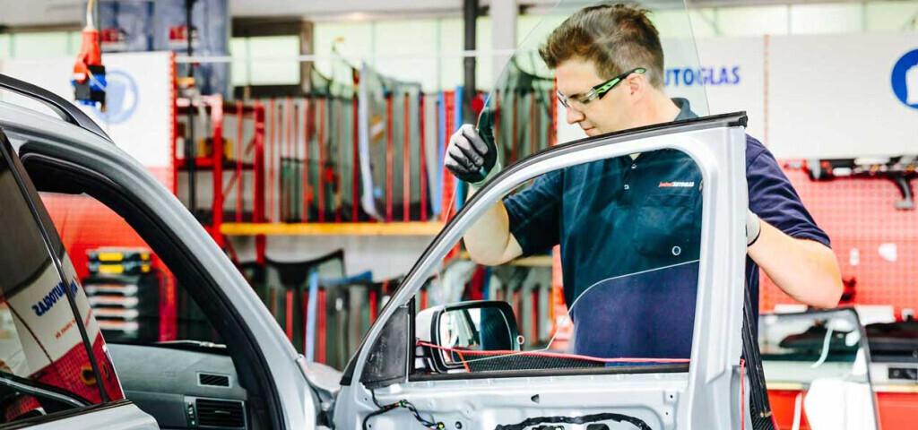 Bilder Junited AUTOGLAS Rastatt