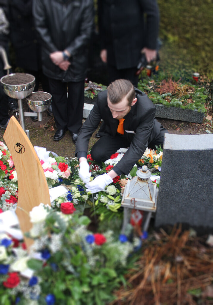 Bilder Bestattungen End