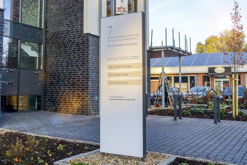 Bilder Werbepylon.shop | die schönsten Werbepylone und Werbestelen