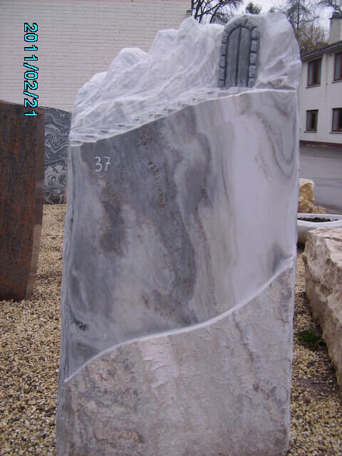 Bilder Puric Grabmale