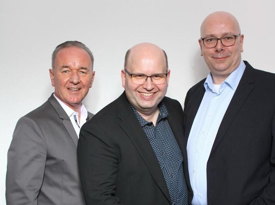 Bilder ERGO Versicherung Miroslaw Dragon