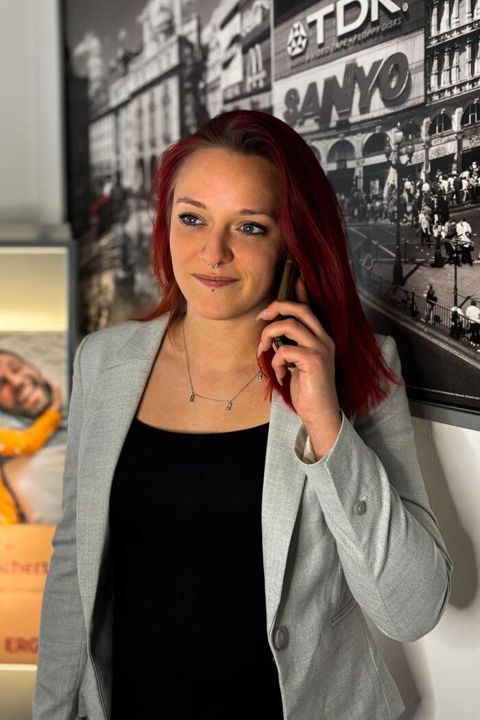 Bilder ERGO Versicherung Sarah Salzwedel