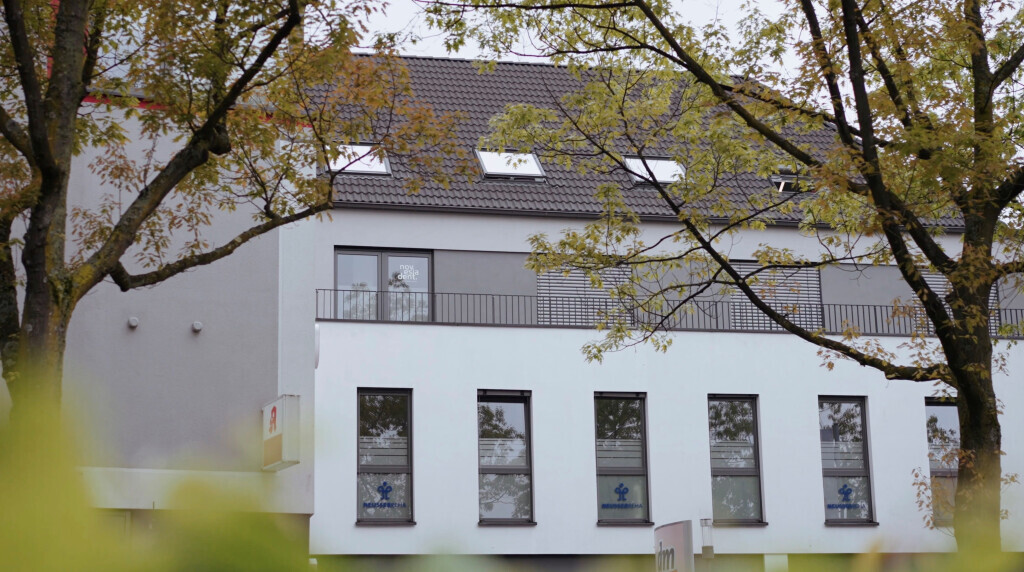 Bilder NEUSSERREHA, Daniel Schillings - Reuschenberg