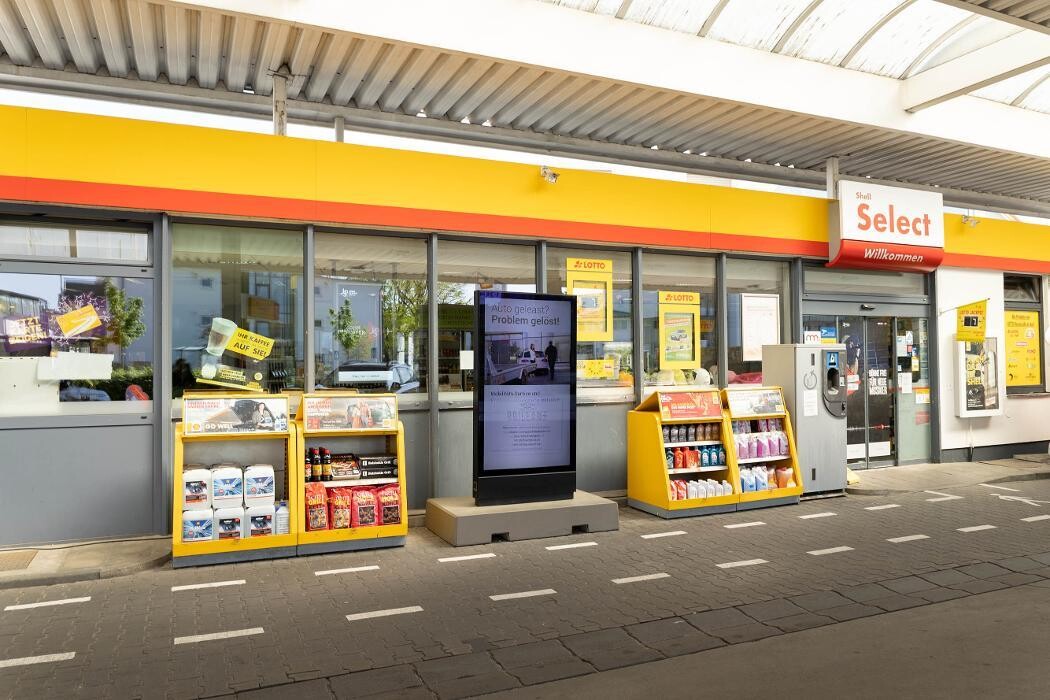 Bilder Shell Recharge Charging Station