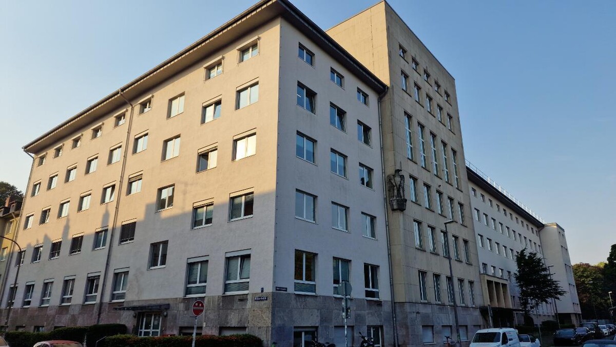 Bilder Finanzamt Köln-Nord