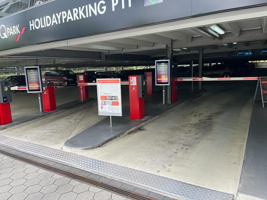 Bilder Q-Park HolidayParking P11