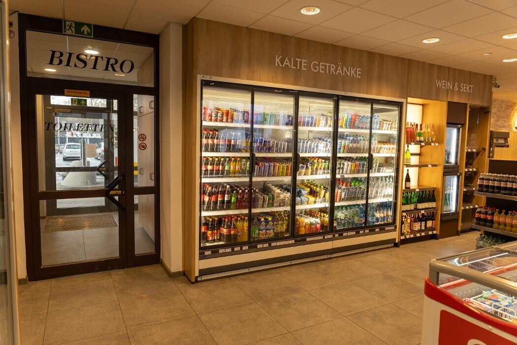 Bilder Shell Recharge Charging Station