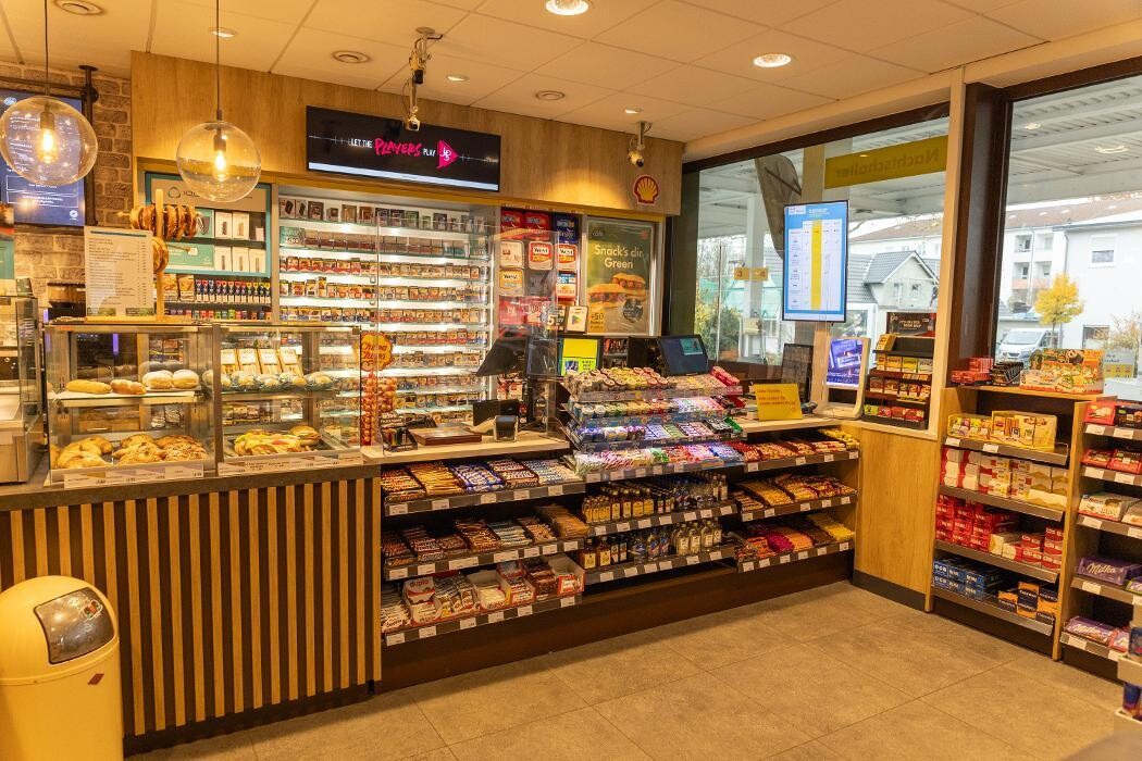 Bilder Shell Recharge Charging Station