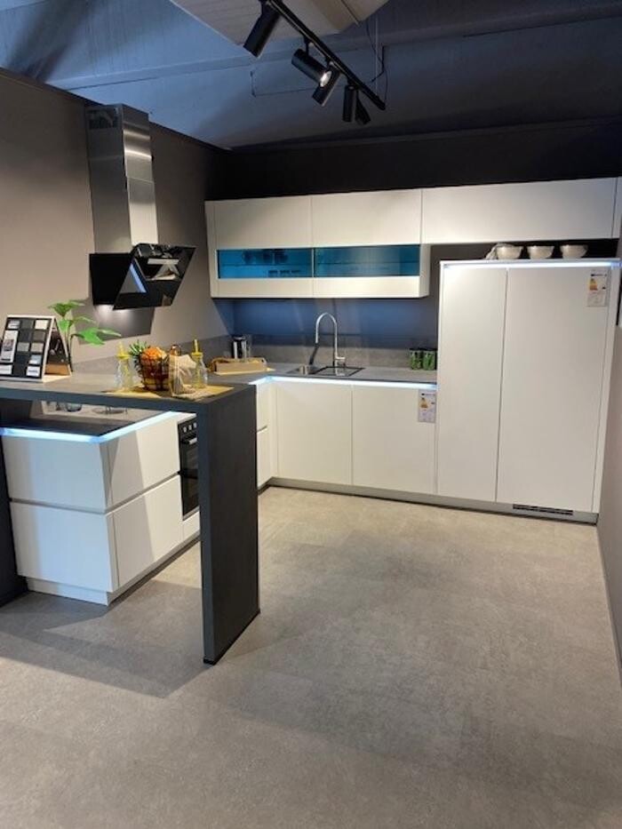Bilder LIVING Küchen GmbH