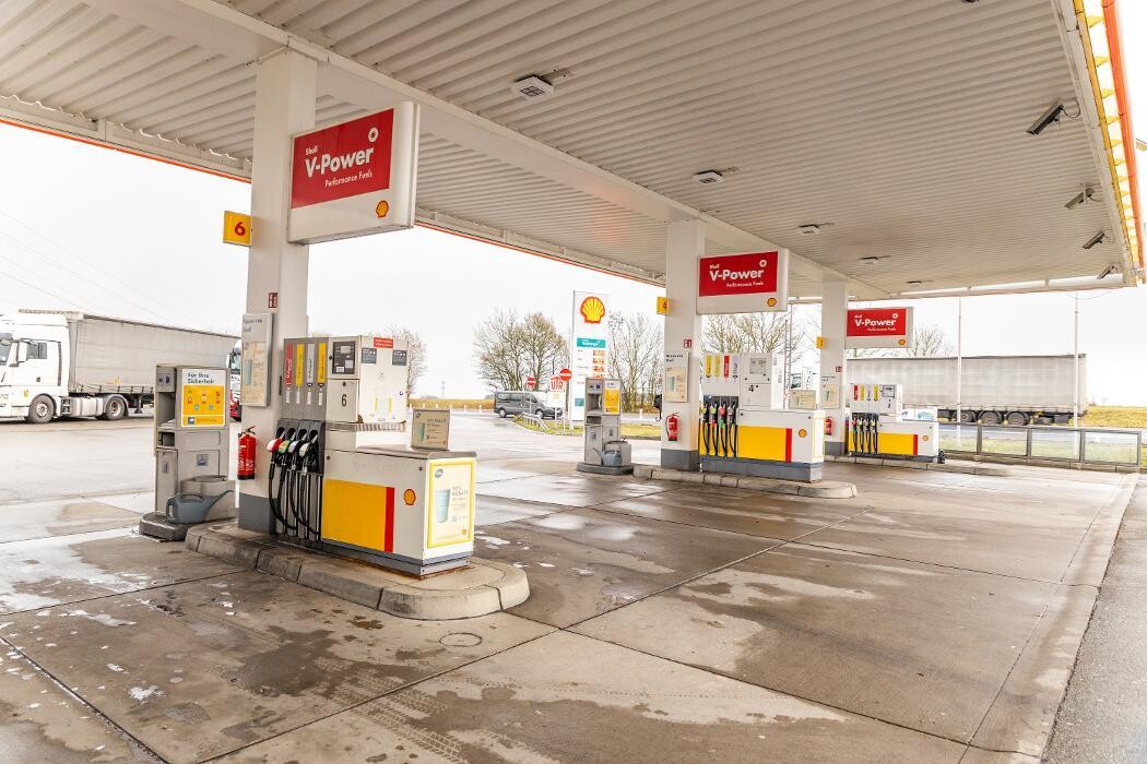 Bilder Shell Recharge Charging Station