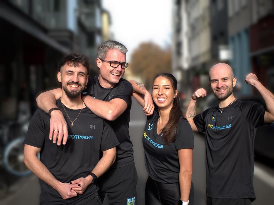 Bilder KURZSPORTMACHEN - Dein Personal EMS Training