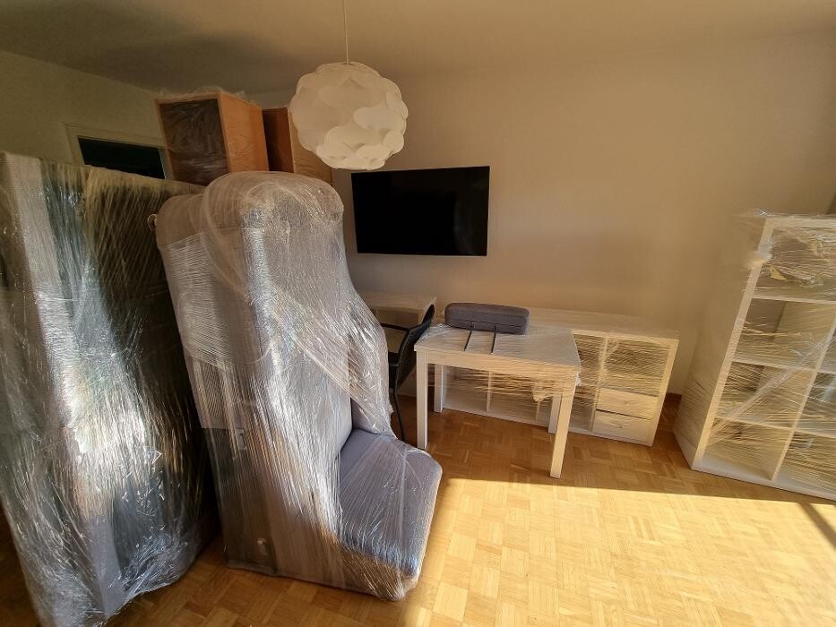 Bilder Lentu - Entrümpelung München