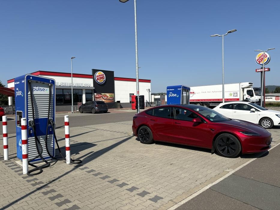 Bilder Aral pulse Ladestation