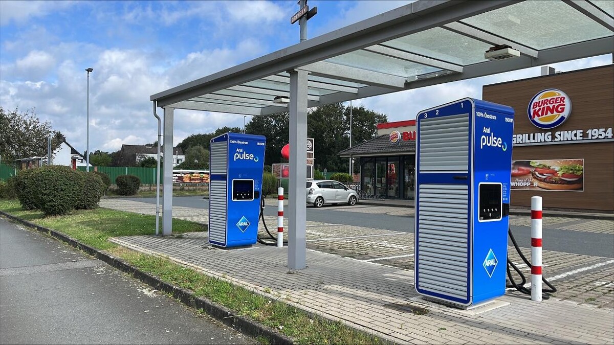 Bilder Aral pulse Ladestation