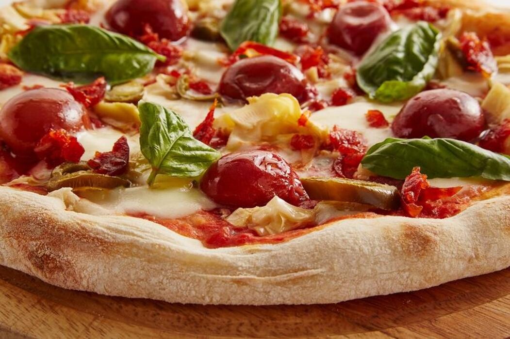 Bilder 4 Seasons Pizza & Teigtaschen