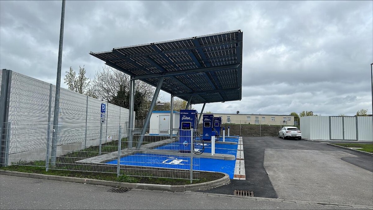 Bilder Aral pulse Ladestation