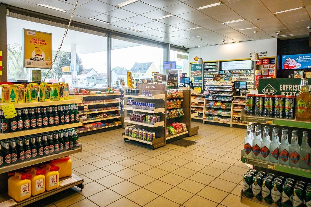 Bilder Shell Recharge Charging Station