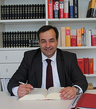 Bilder Rechtsanwalt Axel Schmid I Fachanwalt für Arbeitsrecht