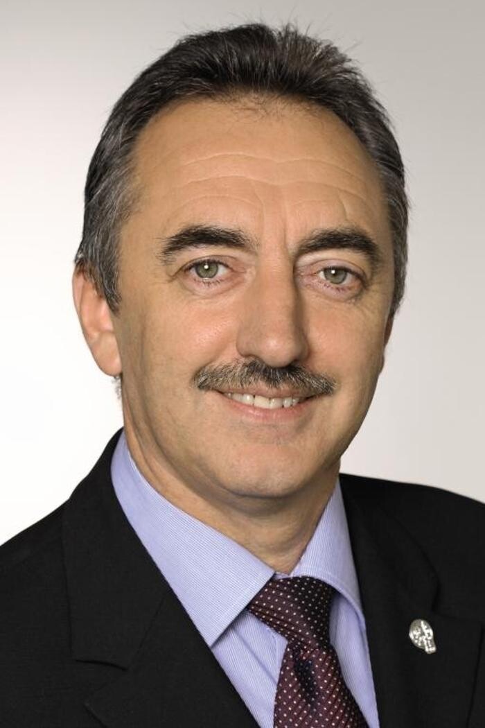Bilder ERGO Versicherung Waldemar Popp