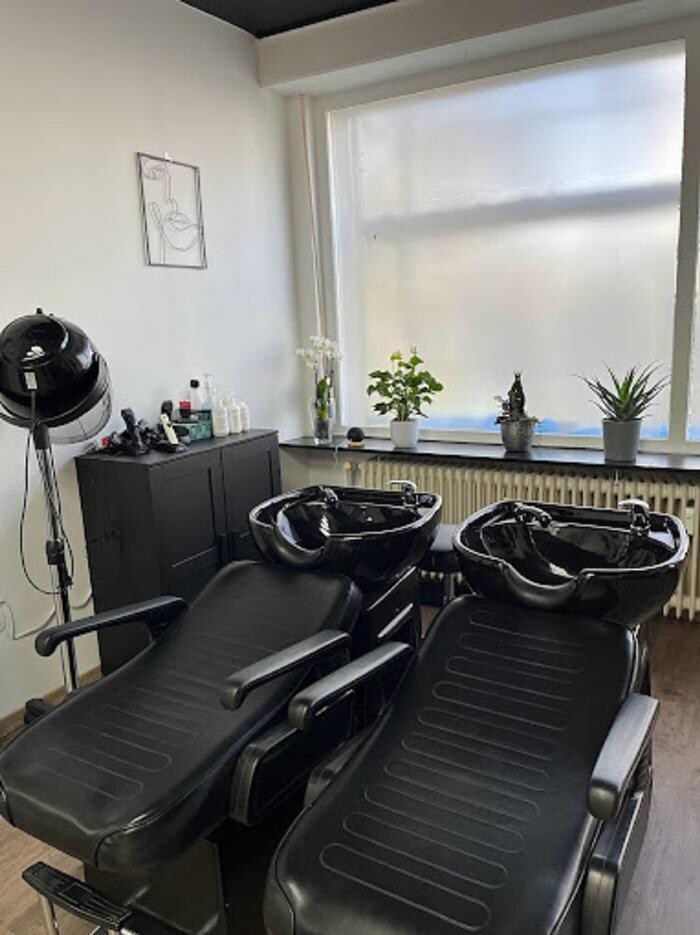 Bilder Hair & Beauty Devine Look