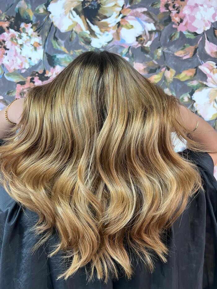 Bilder Hair & Beauty Devine Look