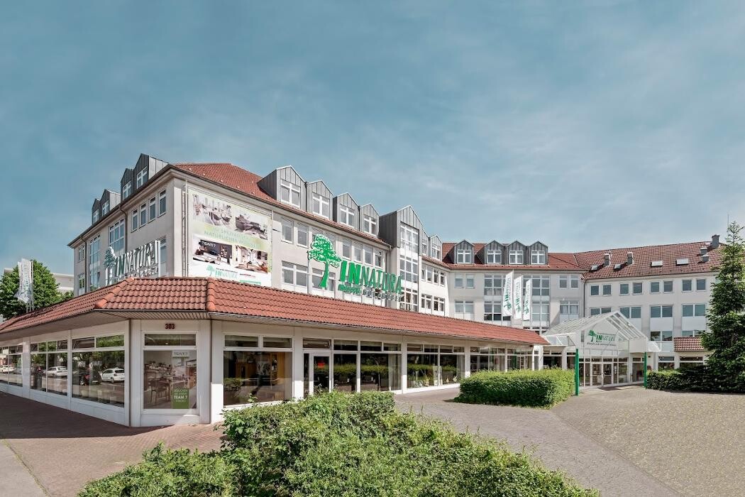 Bilder INNATURA Massivholzmöbel GmbH