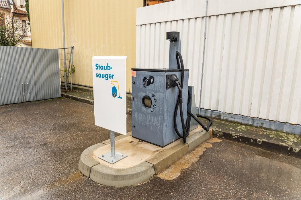 Bilder Shell Recharge Charging Station