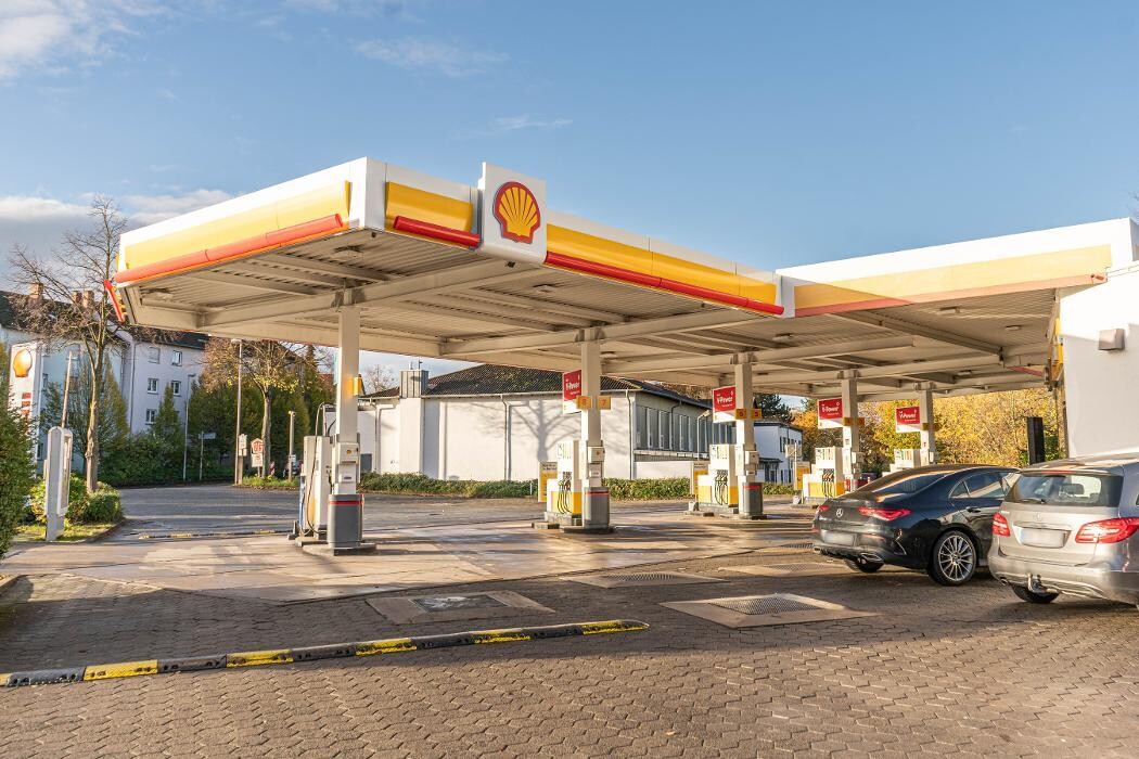 Bilder Shell Recharge Charging Station