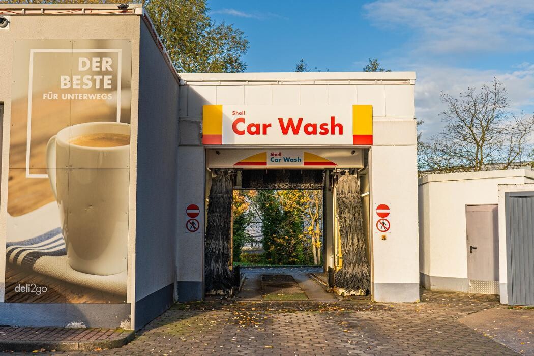 Bilder Shell Recharge Charging Station